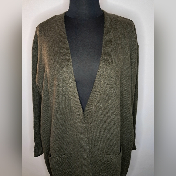 Cielo Women's Olive Green Oversized Open Front Knit Cardigan - Picture 2 of 7